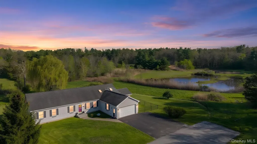 25 Spada Drive Saugerties NY 12477