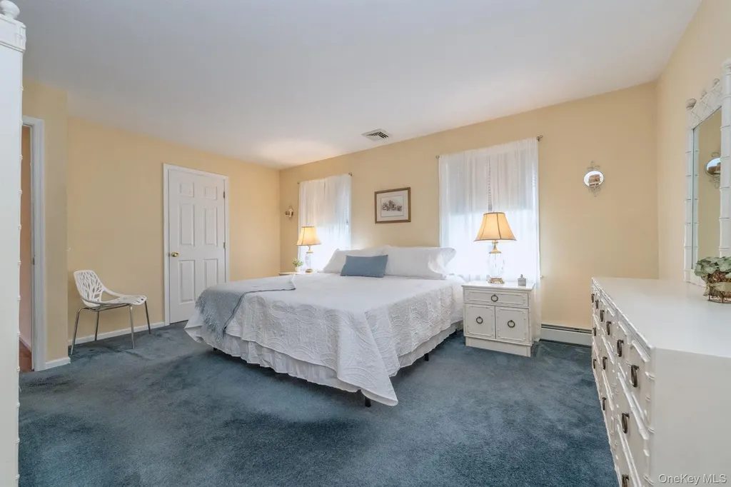 25 Spada Drive Saugerties NY 12477