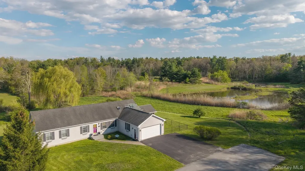 25 Spada Drive Saugerties NY 12477