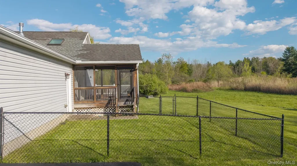 25 Spada Drive Saugerties NY 12477