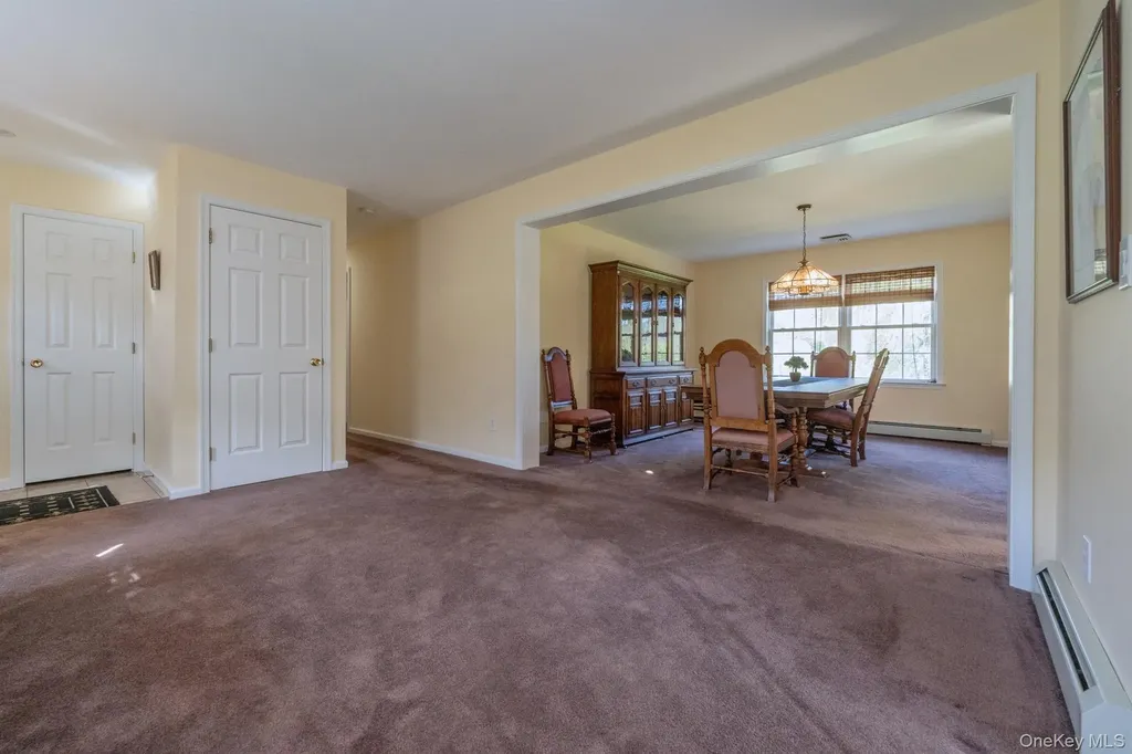 25 Spada Drive Saugerties NY 12477