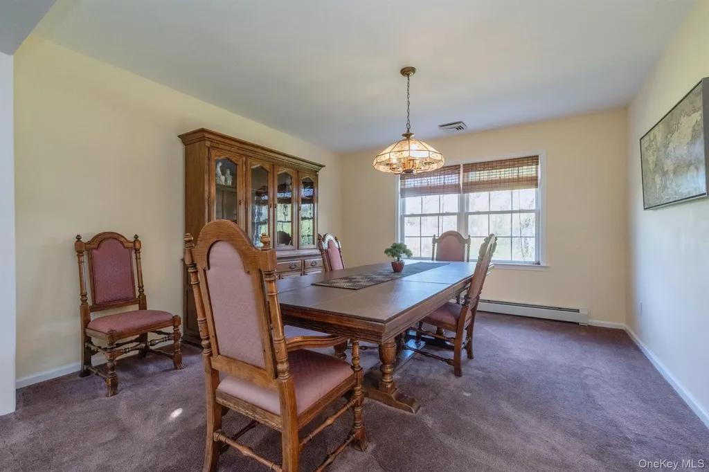 25 Spada Drive Saugerties NY 12477