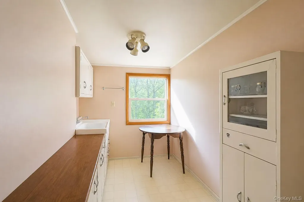 1087 Samsonville Road Kerhonkson NY 12446