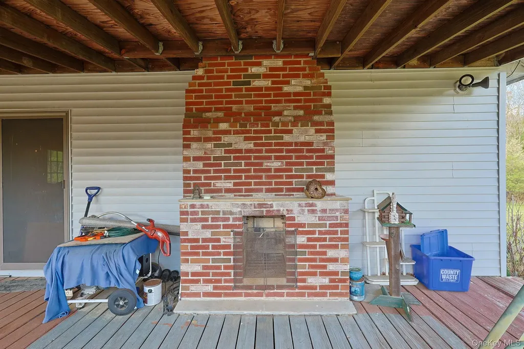 1087 Samsonville Road Kerhonkson NY 12446