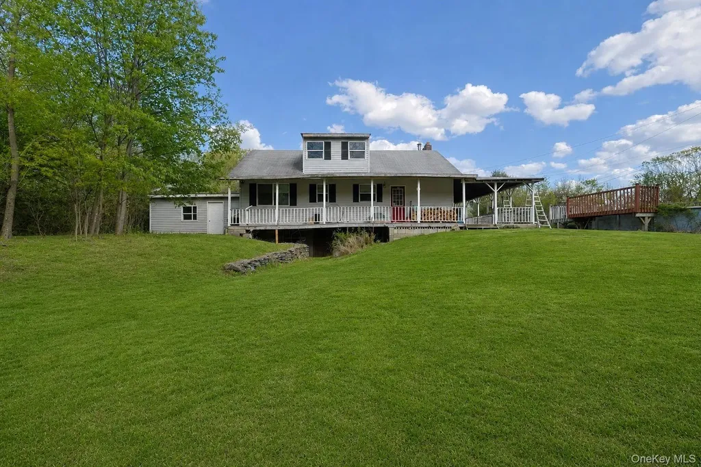 1087 Samsonville Road Kerhonkson NY 12446