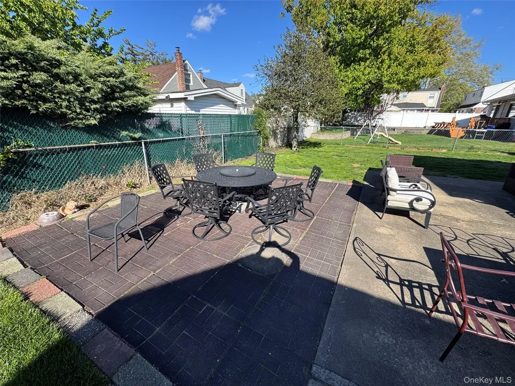 31 Gregory Street Valley Stream NY 11580