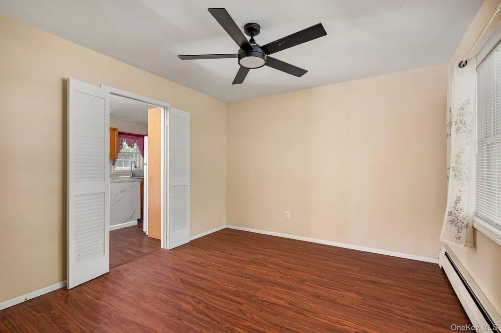 35 Spencer Lane Stony Brook NY 11790