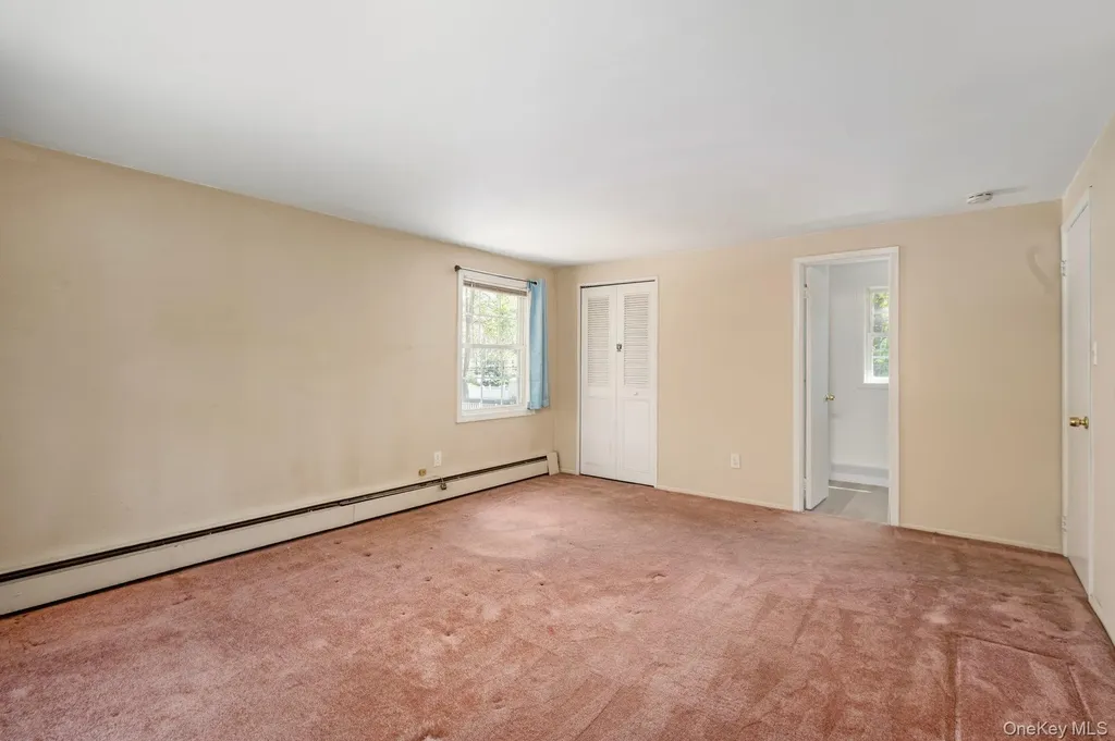 35 Spencer Lane Stony Brook NY 11790