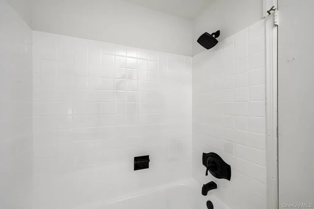 35 Spencer Lane Stony Brook NY 11790