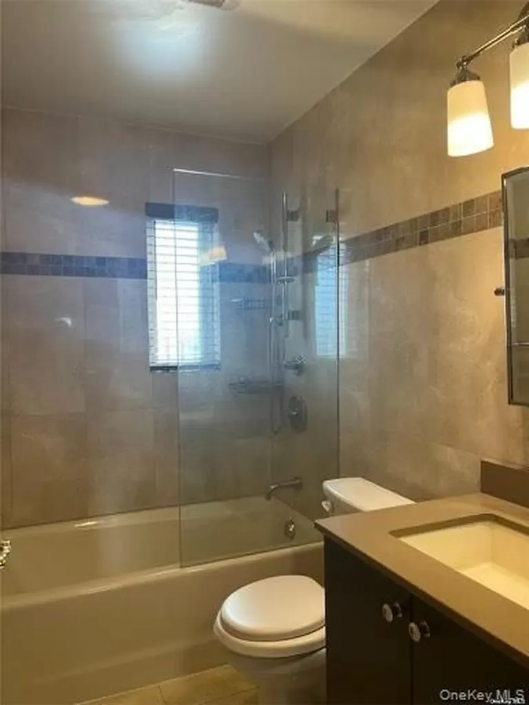5314 194th Street Fresh Meadows NY 11365
