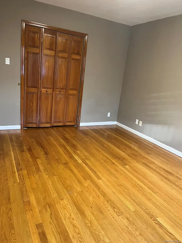 5314 194th Street Fresh Meadows NY 11365