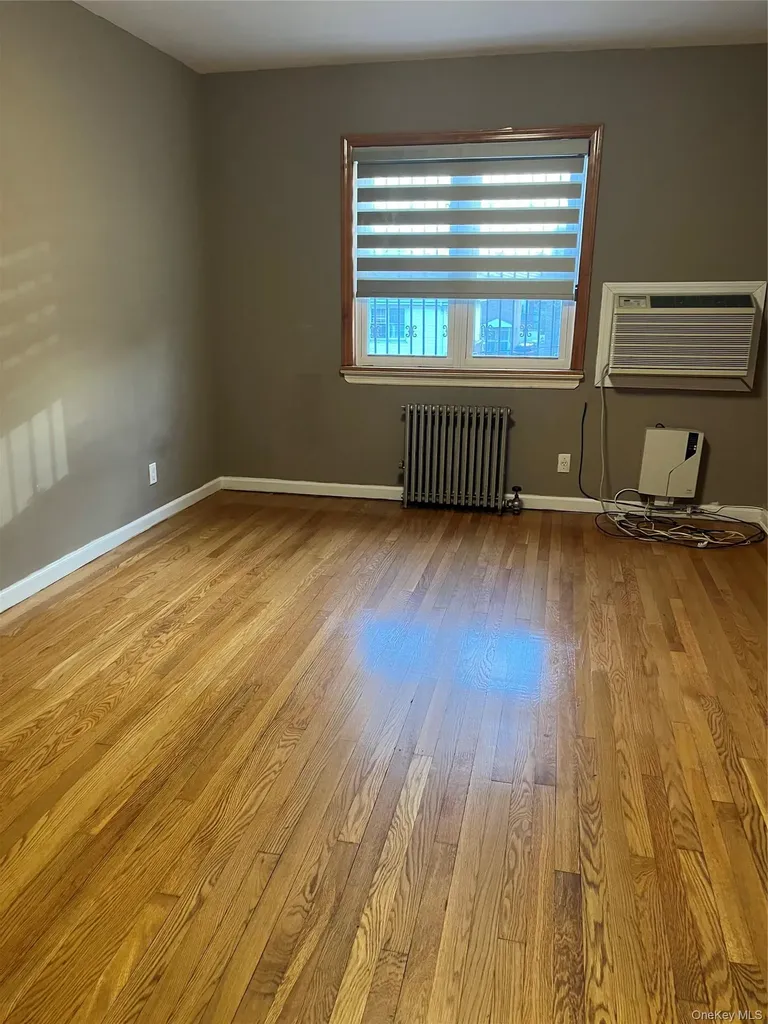 5314 194th Street Fresh Meadows NY 11365