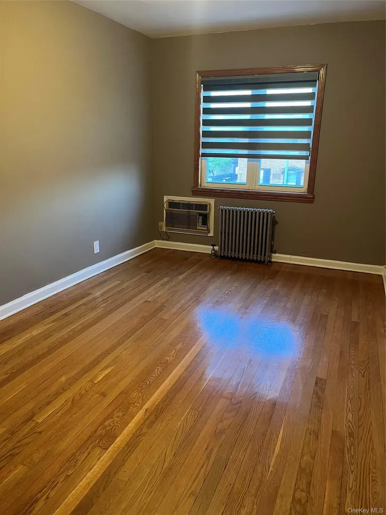5314 194th Street Fresh Meadows NY 11365