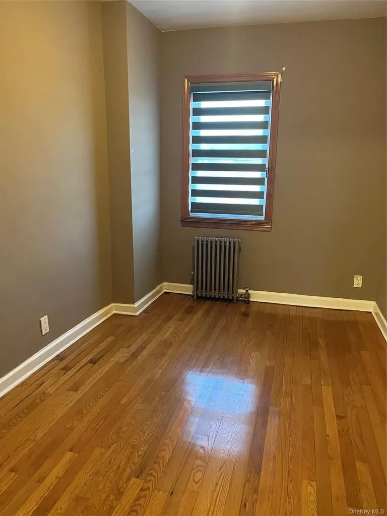 5314 194th Street Fresh Meadows NY 11365