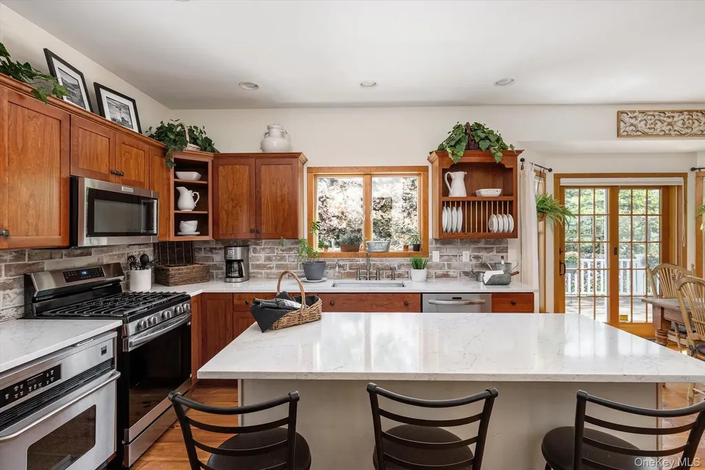 1 Fox Hollow Court Dix Hills NY 11746