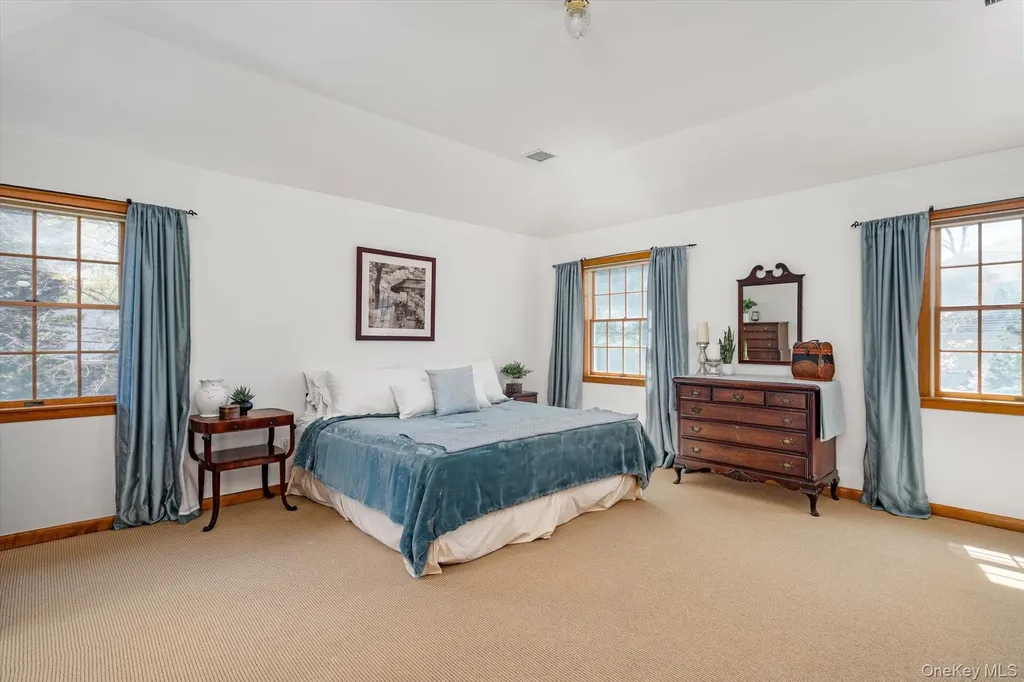 1 Fox Hollow Court Dix Hills NY 11746