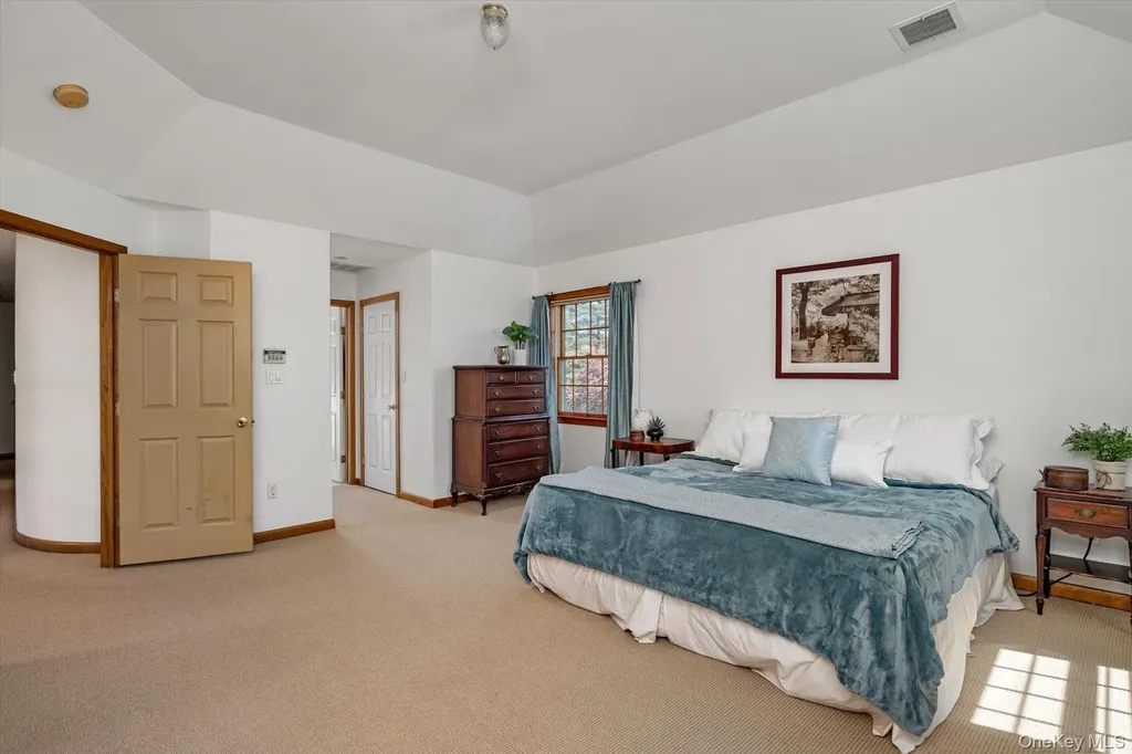 1 Fox Hollow Court Dix Hills NY 11746