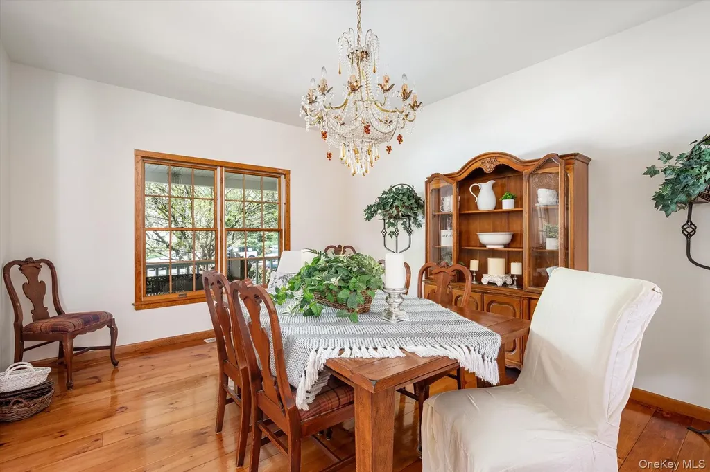 1 Fox Hollow Court Dix Hills NY 11746