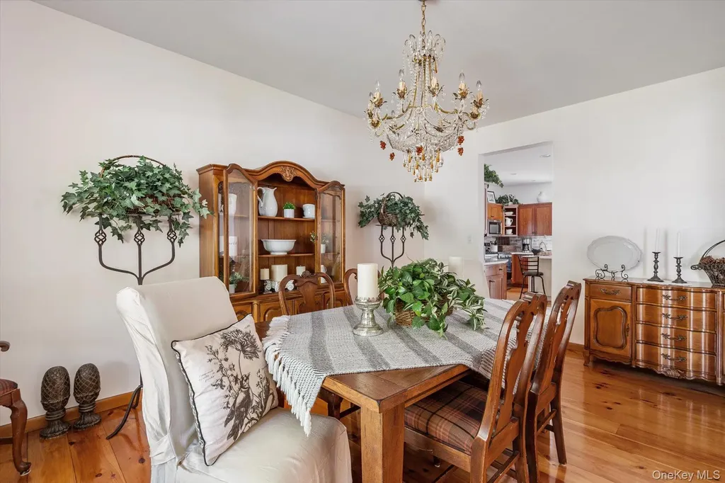 1 Fox Hollow Court Dix Hills NY 11746