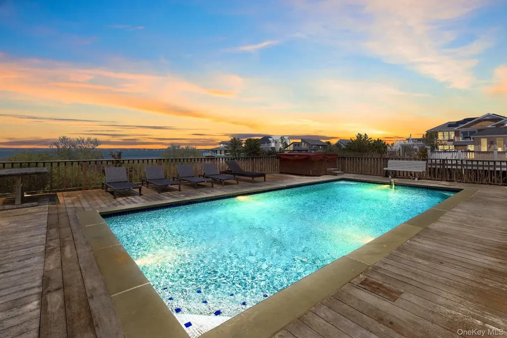 818 Dune Road Westhampton Beach NY 11978