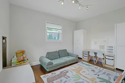 201 Westchester Avenue Thornwood NY 10594