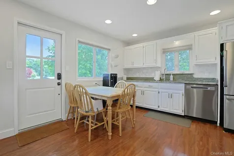 201 Westchester Avenue Thornwood NY 10594