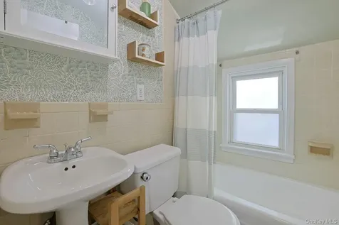 201 Westchester Avenue Thornwood NY 10594