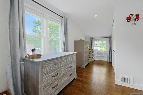 201 Westchester Avenue Thornwood NY 10594