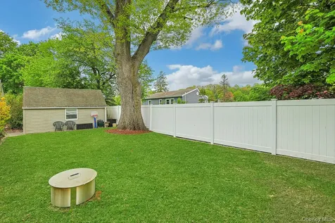 201 Westchester Avenue Thornwood NY 10594
