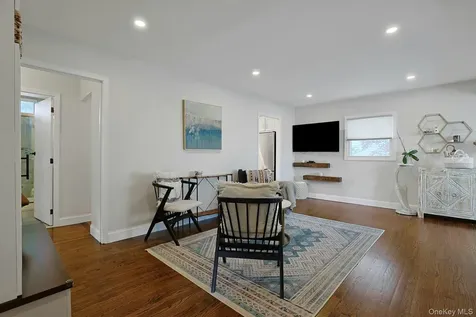201 Westchester Avenue Thornwood NY 10594