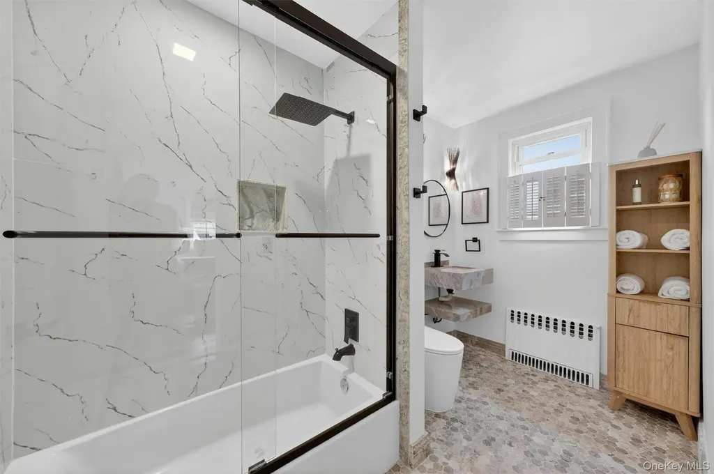 32 Dutchess Terrace Beacon NY 12508