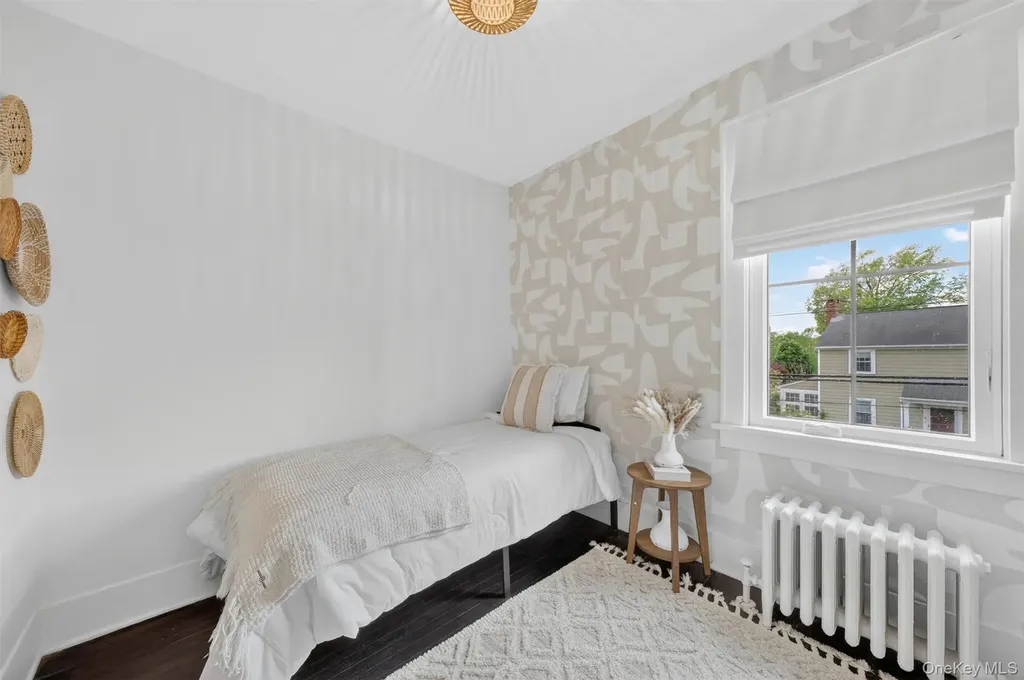 32 Dutchess Terrace Beacon NY 12508