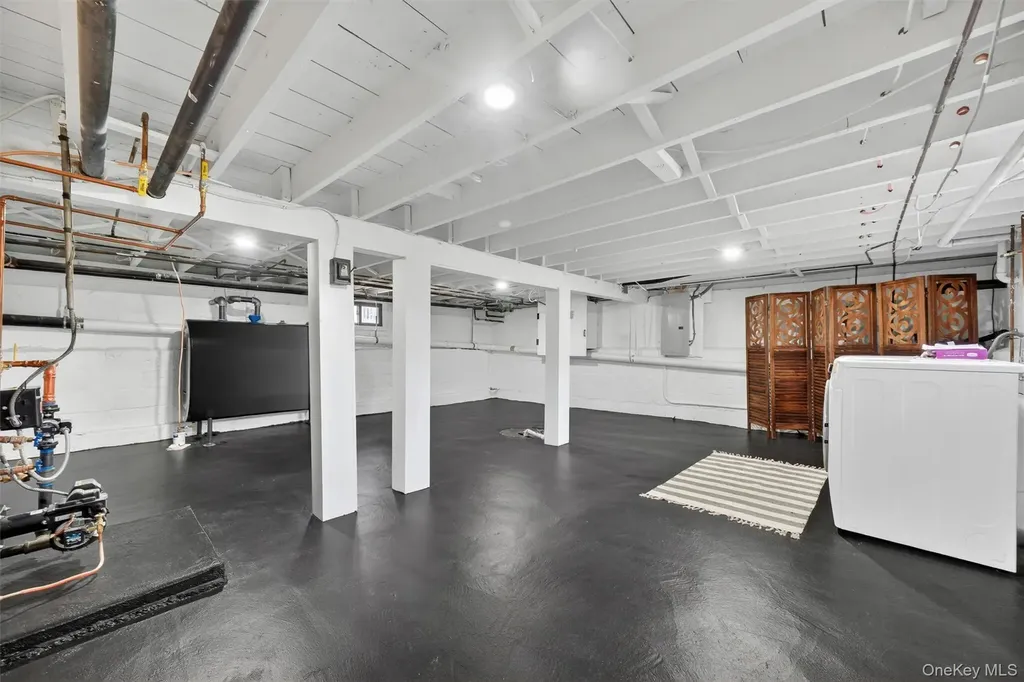 32 Dutchess Terrace Beacon NY 12508