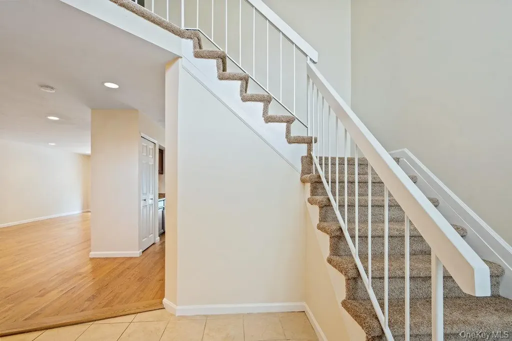 90 Foxwood Drive Jericho NY 11753