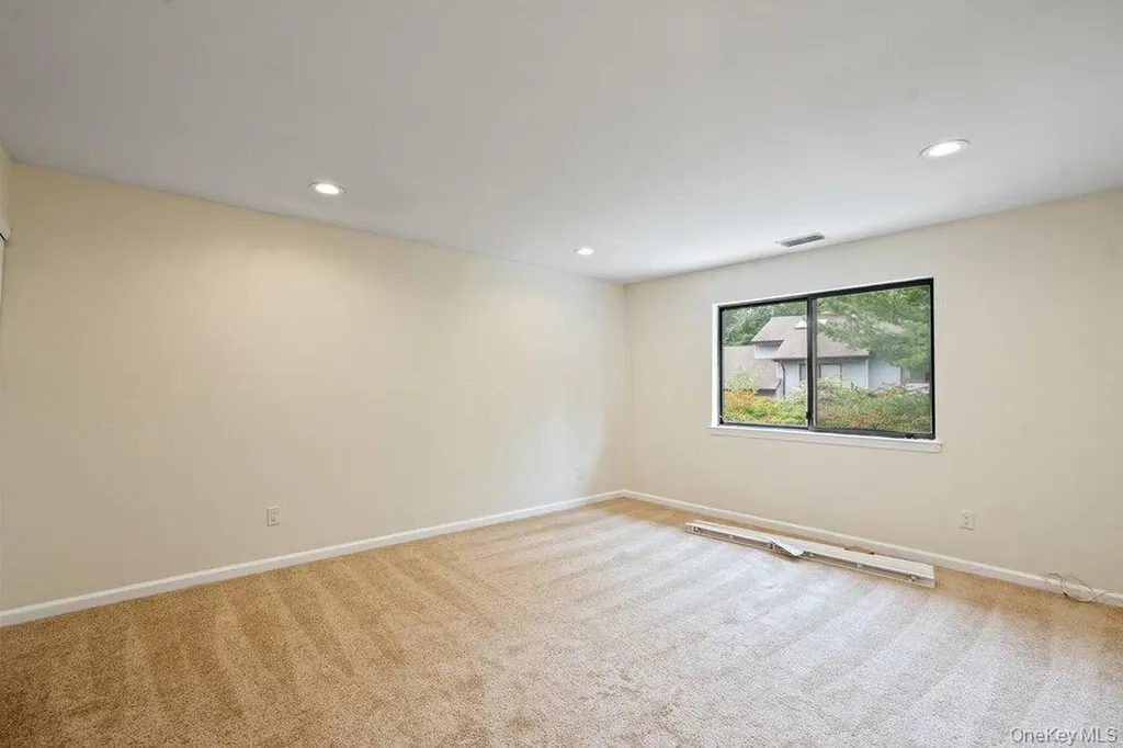90 Foxwood Drive Jericho NY 11753