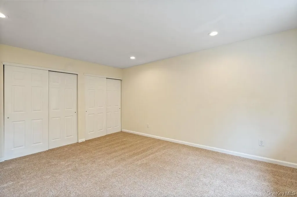 90 Foxwood Drive Jericho NY 11753