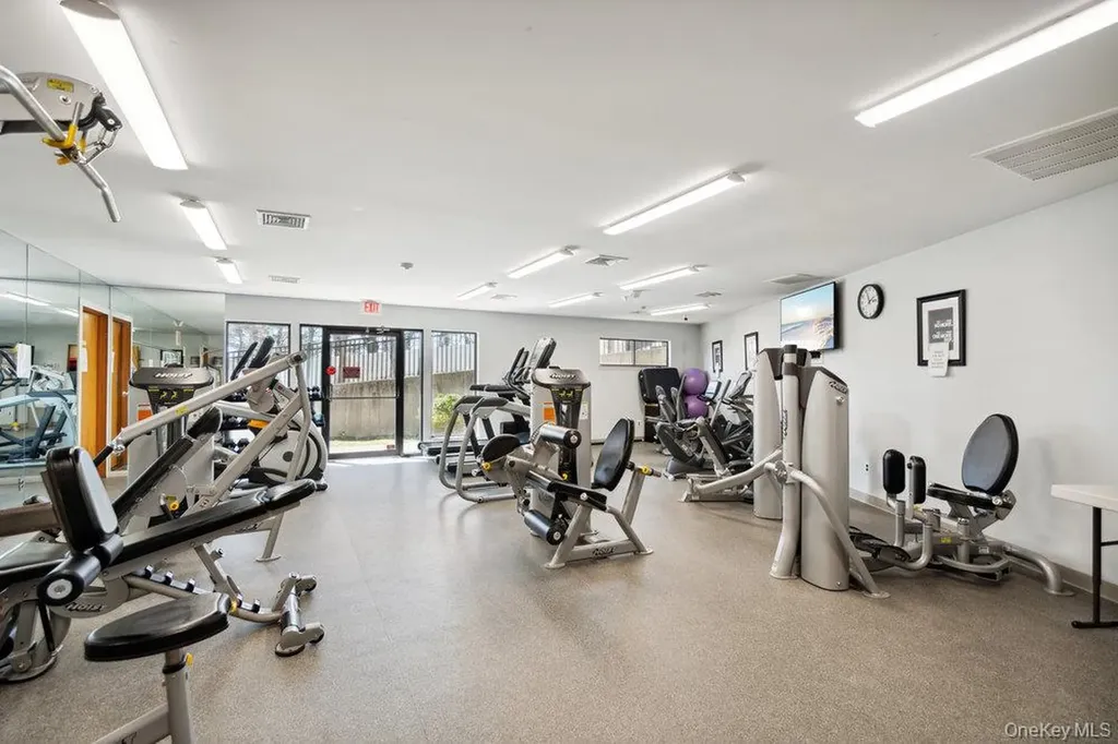 90 Foxwood Drive Jericho NY 11753