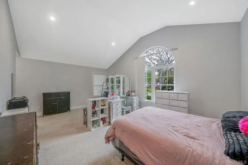 187 Hallock Street Riverhead NY 11901