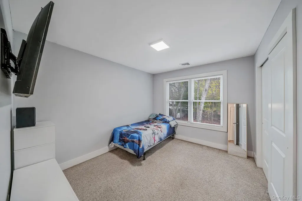 187 Hallock Street Riverhead NY 11901
