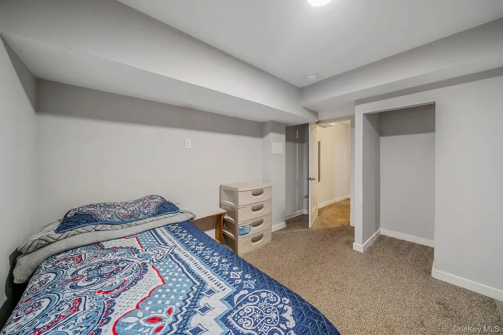 187 Hallock Street Riverhead NY 11901