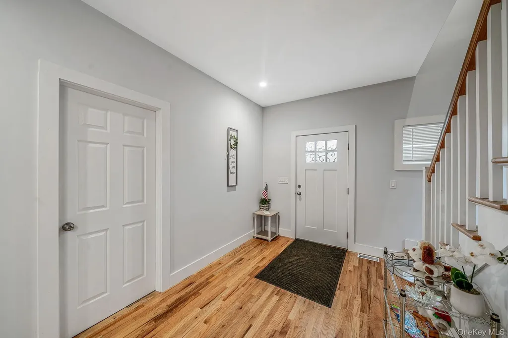 187 Hallock Street Riverhead NY 11901