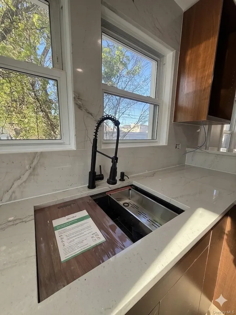 2674 Johnson Place Baldwin NY 11510