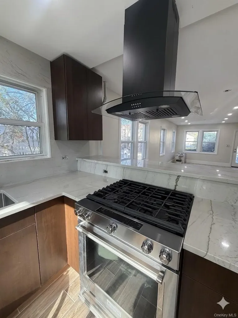 2674 Johnson Place Baldwin NY 11510