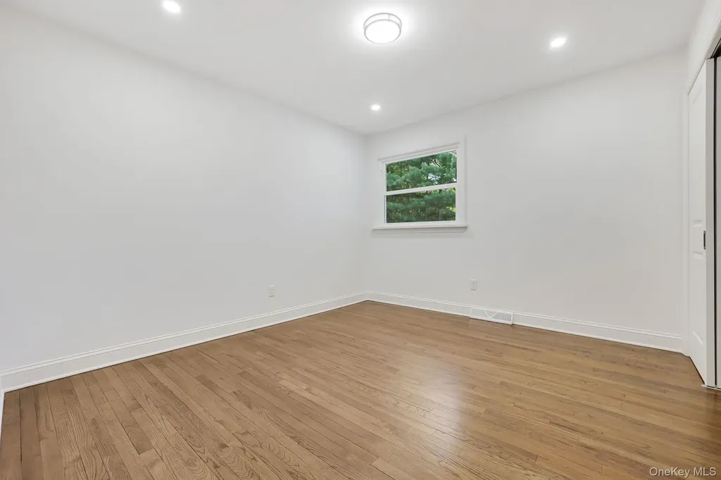 1 Edsam Road Valley Cottage NY 10989