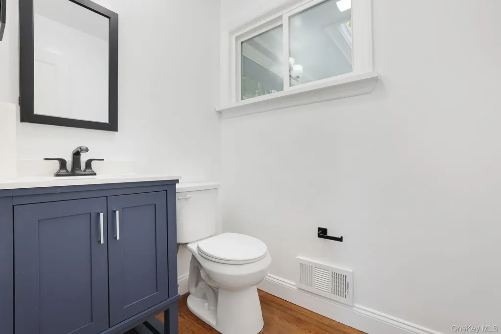 1 Edsam Road Valley Cottage NY 10989