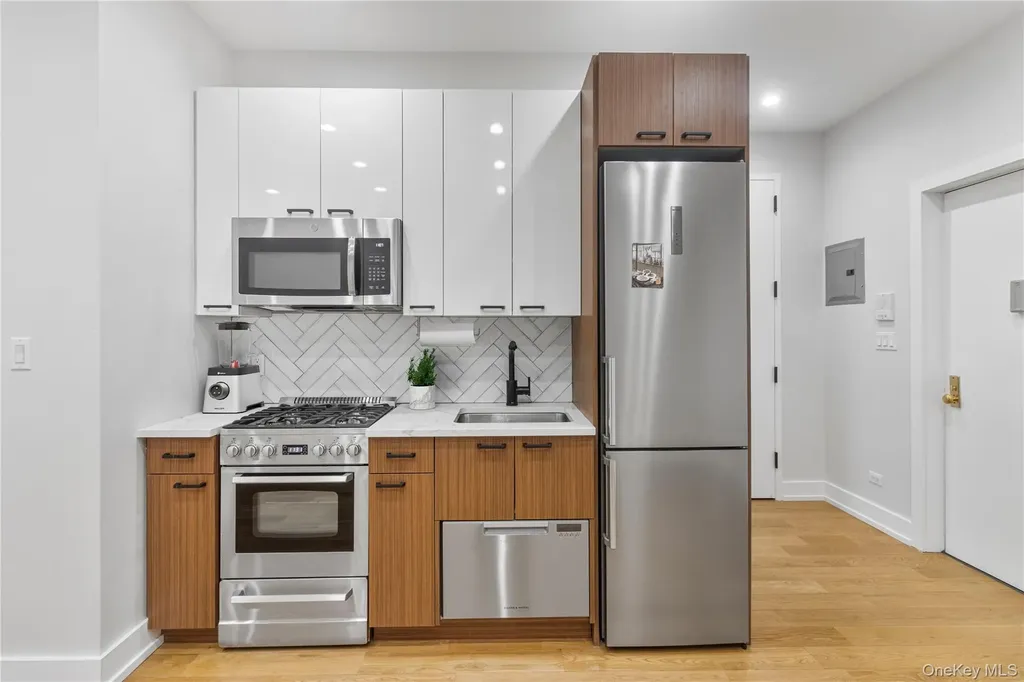 12 Crown Street Brooklyn NY 11225