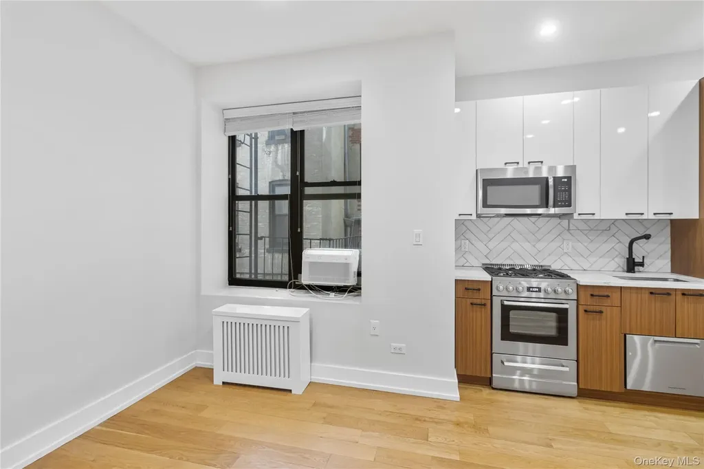 12 Crown Street Brooklyn NY 11225
