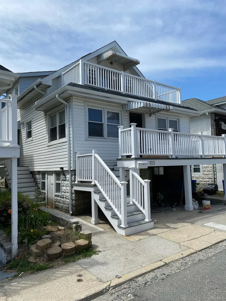 103 Florida Street Long Beach NY 11561
