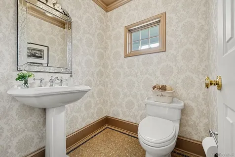 4 Clark Lane Rye NY 10580