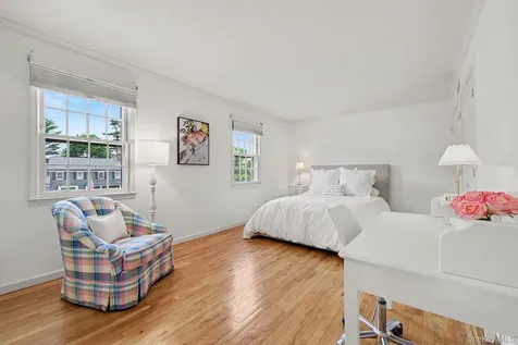 4 Clark Lane Rye NY 10580